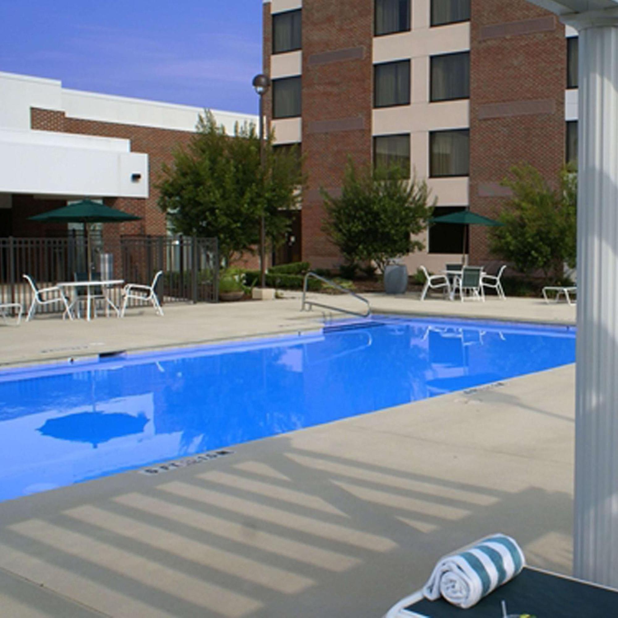 Hotel Doubletree By Hilton Rocky Mount Esterno foto