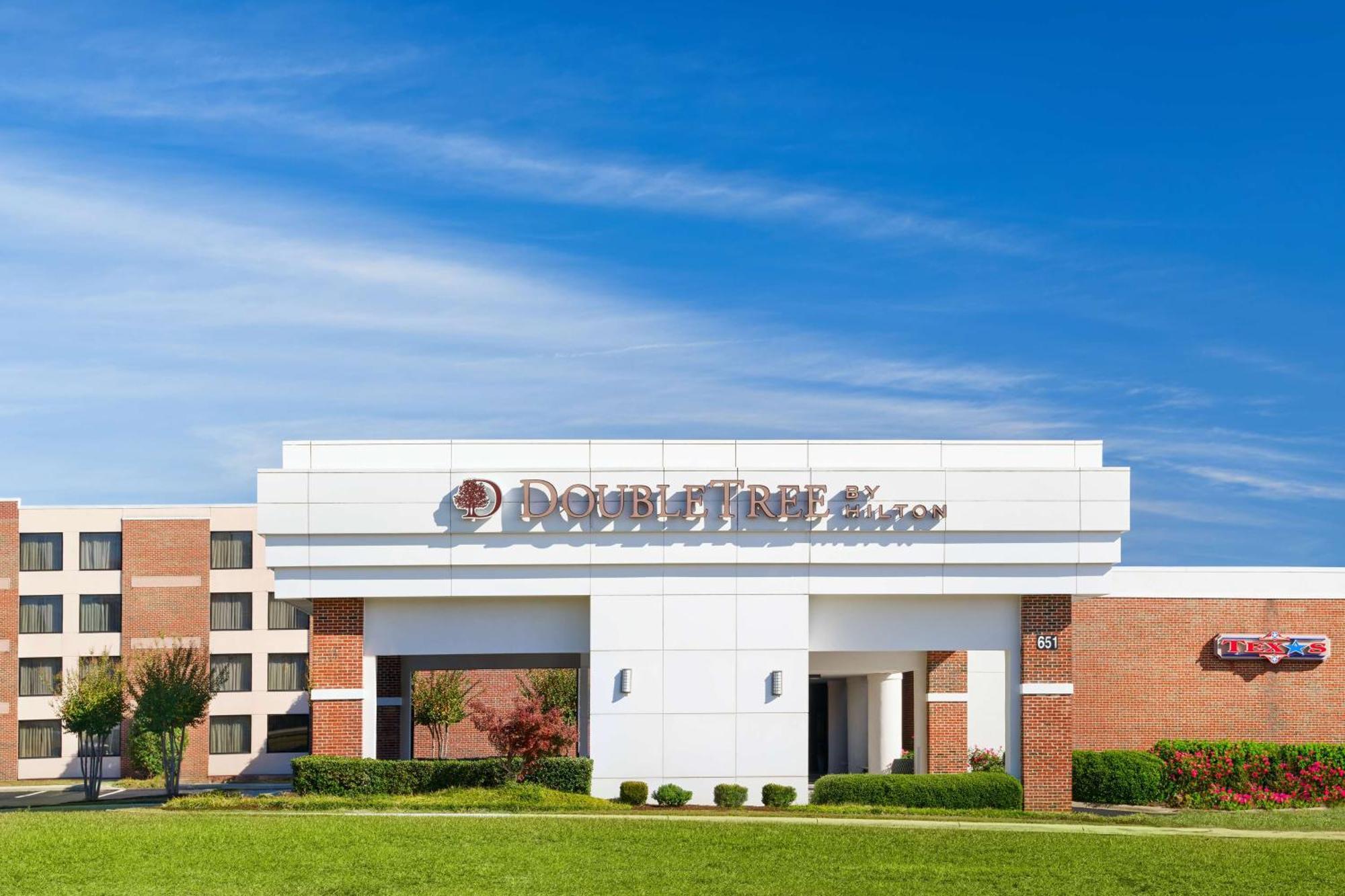 Hotel Doubletree By Hilton Rocky Mount Esterno foto